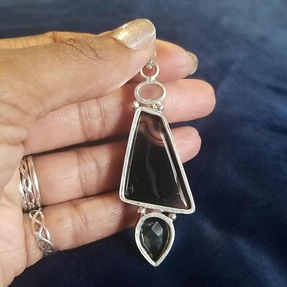 π Beautiful PENDANT - Picture 2 of 4